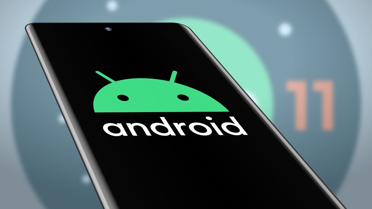 Google Play: Apps Android 15+ Deverão Suportar Páginas de 16KB a Partir de Novembro de 2025 para Melhor Desempenho 2 imagem de smartphone com android Imagem de iXimus por Pixabay