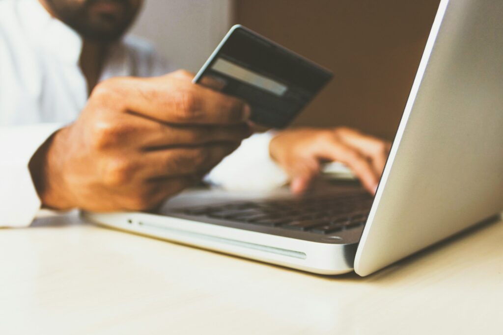 Omnicanalidade: como integrar canais e aumentar vendas 3 Experiência omnicanal, e-commerce e canais digitais em empresas de varejo