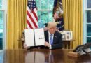 Trump lança plano de IA agressivo, rejeitando exigência de royalties a autores e promovendo desregulação no setor nos EUA