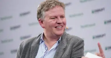 Matthew Prince, CEO e cofundador da Cloudflare, anuncia novo marketplace Pay per Crawl para IA.