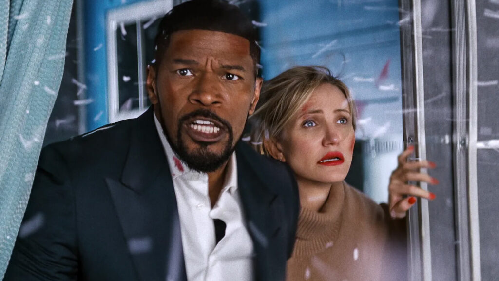Filmes mais assistidos Netflix 2025: sucessos e decepções do ano 7 Cena do filme Back in Action com Jamie Foxx e Cameron Diaz, destaque de audiência na Netflix em 2025.