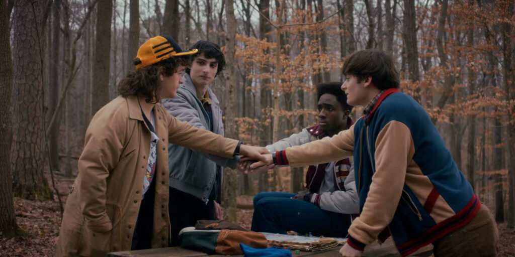 Stranger Things 5: teaser, fotos inéditas e data de estreia revelados 10 Primeira foto oficial da 5ª temporada de Stranger Things revela Eleven em close, encarando o perigo