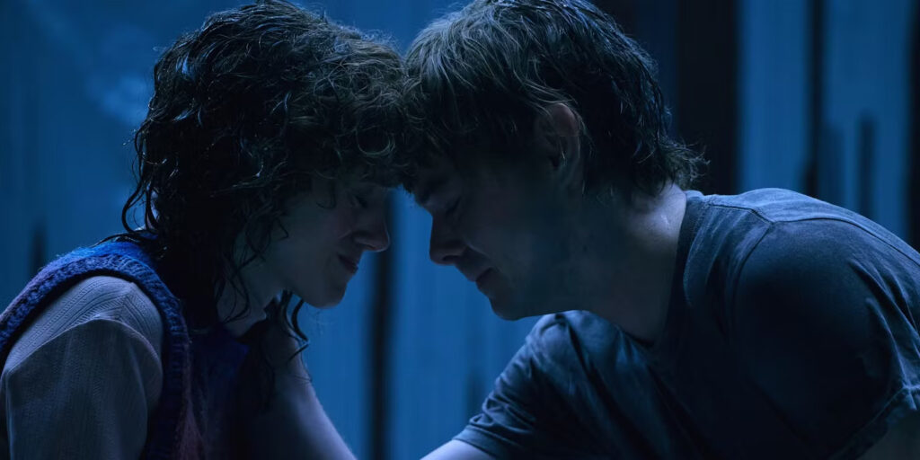 Stranger Things 5: teaser, fotos inéditas e data de estreia revelados 13 Lucas (Caleb McLaughlin) e Mike (Finn Wolfhard) juntos contra um novo perigo em Stranger Things 5