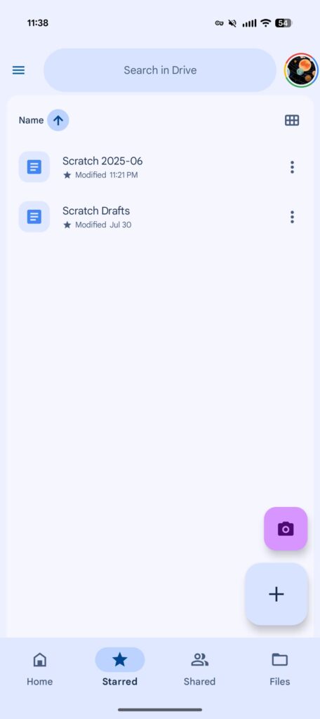Google Drive recebe redesign Material 3 Expressive no Android 5 Imagem mostra barra de busca redesenhada do Google Drive Material 3 Expressive com botões de perfil e menu reposicionados.