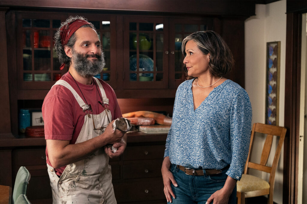 Um espião infiltrado 2: estreia em novembro de 2025 12 Um espião infiltrado 2: Jason Mantzoukas como Apollo; novidades do elenco