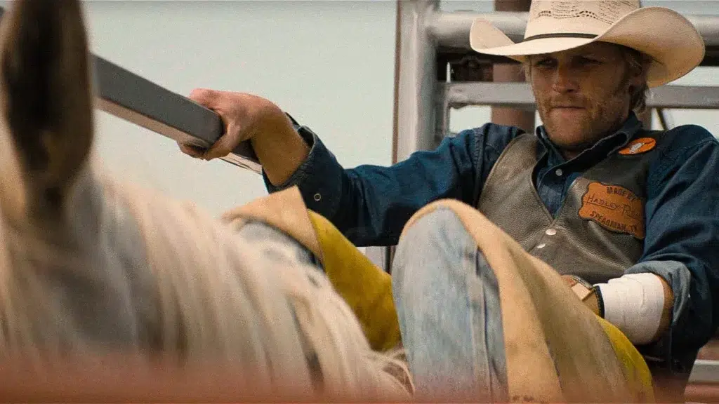Cena do filme Broke, western com temas de superação, disponível na Netflix em agosto de 2025