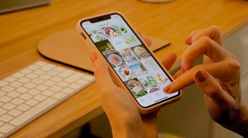 Instagram lança reposts no feed: veja como funciona