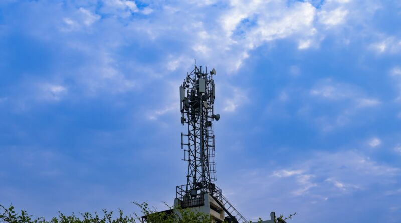 Torre de celular com destaque para roaming no Mercosul e eliminação de tarifas entre países do bloco