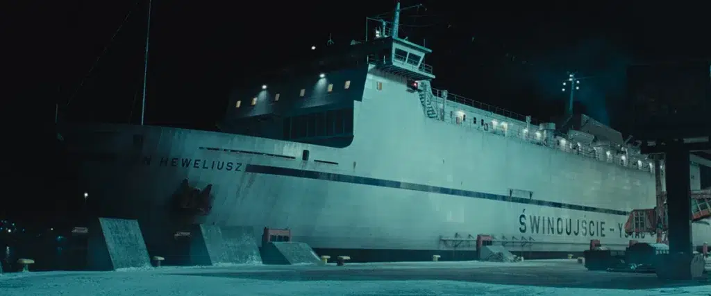 Heweliusz na Netflix: estreia em 5/11/2025 7 Primeira imagem oficial destaca o realismo da recriação do naufrágio de Heweliusz na Netflix