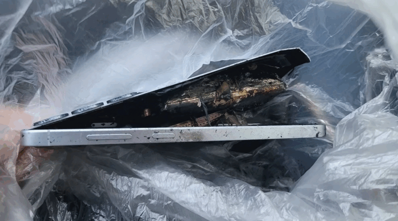 Galaxy S25 Plus explode na mão; causa “desconhecida” 1 Galaxy S25 Plus explode na Coreia; imagem do Samsung Members após incêndio e carbonização