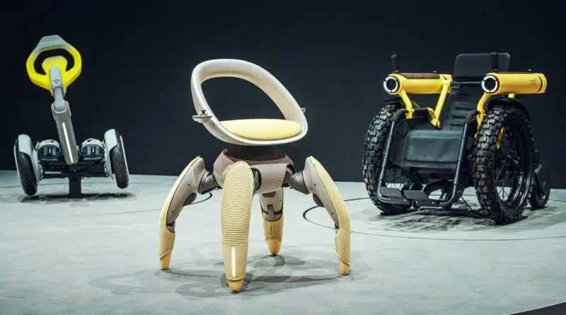 Toyota Walk Me: a cadeira robótica que sobe escadas e se dobra como mala 3 Toyota Walk Me cadeira robótica com pernas articuladas que sobem escadas e se dobram como mala