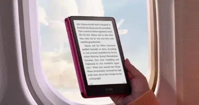 Kindle 2024 em uso com a nova função Kindle Translate
