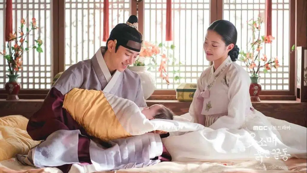 10 K-Dramas Melhores que Queen of Tears 14 Cena do drama The Red Sleeve