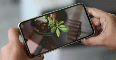 Bug no Galaxy A34: Celular exibindo tela de carregamento da Netflix