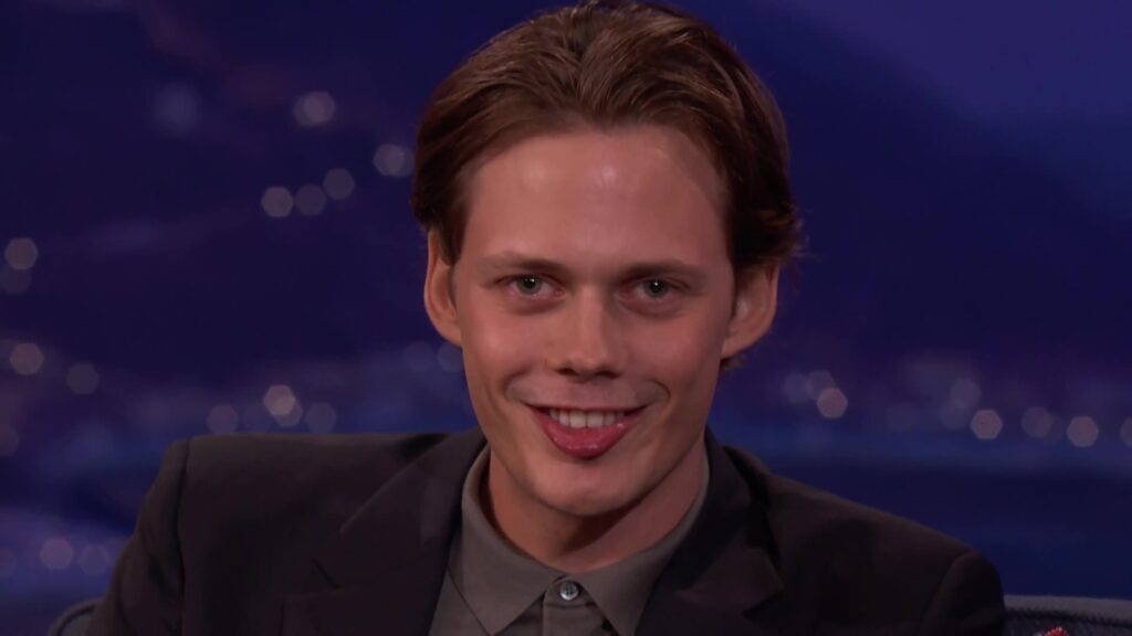 Bill Skarsgård explica por que quase recusou voltar como Pennywise em IT: Bem-Vindos a Derry