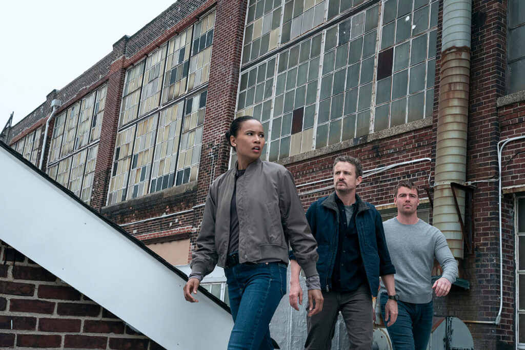 Fola Evans-Akingbola em cena