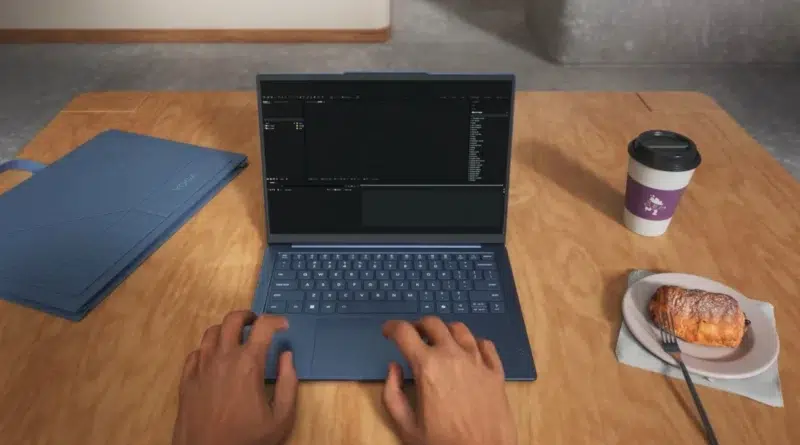 Mercado global de PCs em alta no fim de 2025