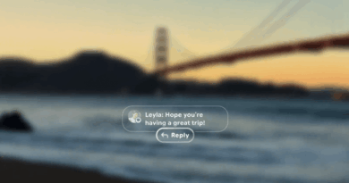 Interface translúcida dos óculos Android XR exibindo notificação flutuante e botão de resposta