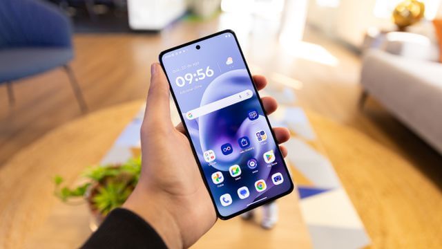 Tela pOLED 120Hz Moto G86